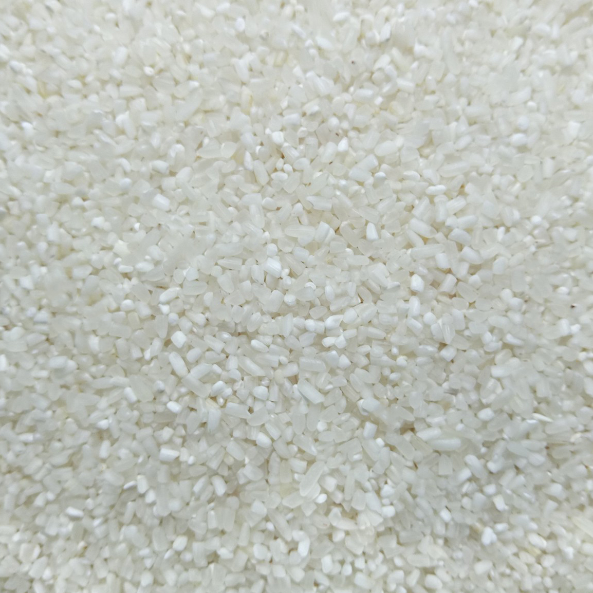 100% Broken Rice Whole Price Good Taste Rice For Food HALAL BRCGS HACCP ISO 22001 Vacuum Packed Vietnam Manufacturer 2