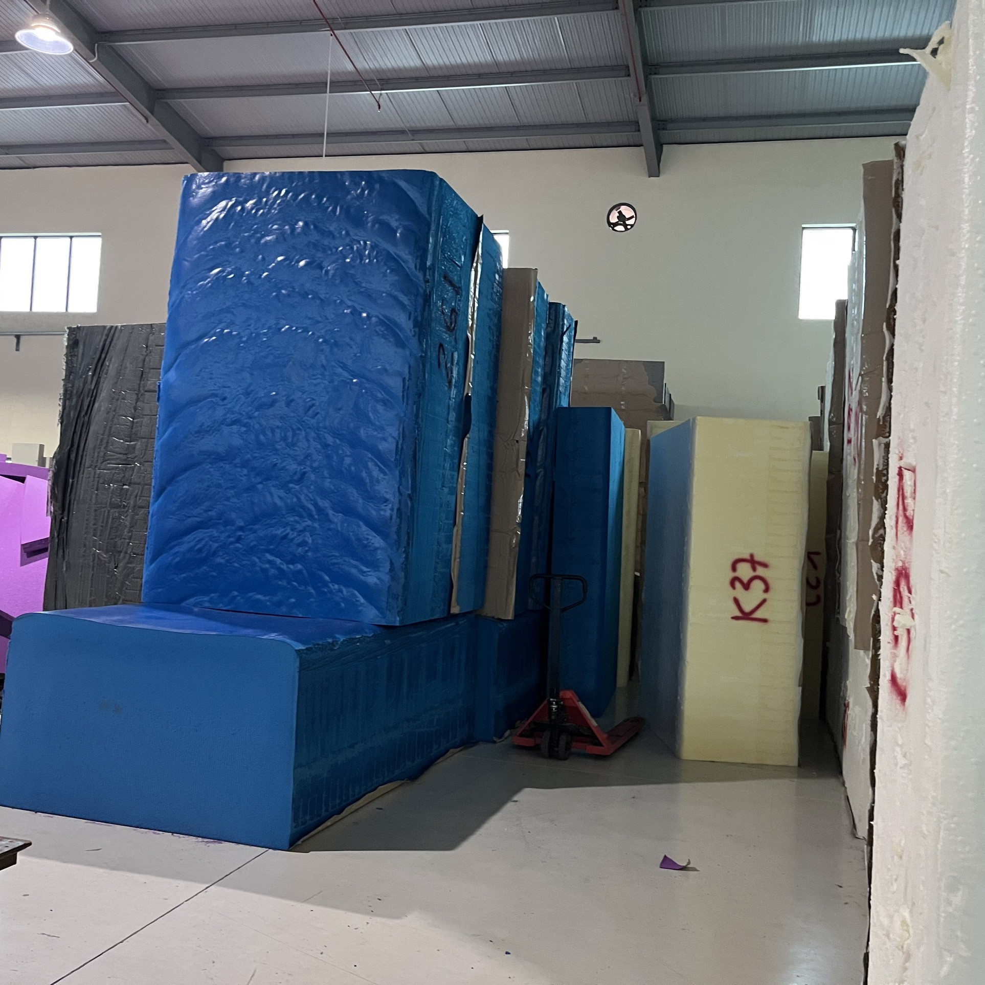 Polyurethane Foam Shredder Good price High Production Efficiency Special-Shaped Piece Bags/Boxes Industry Low-Cost Vietnam 3