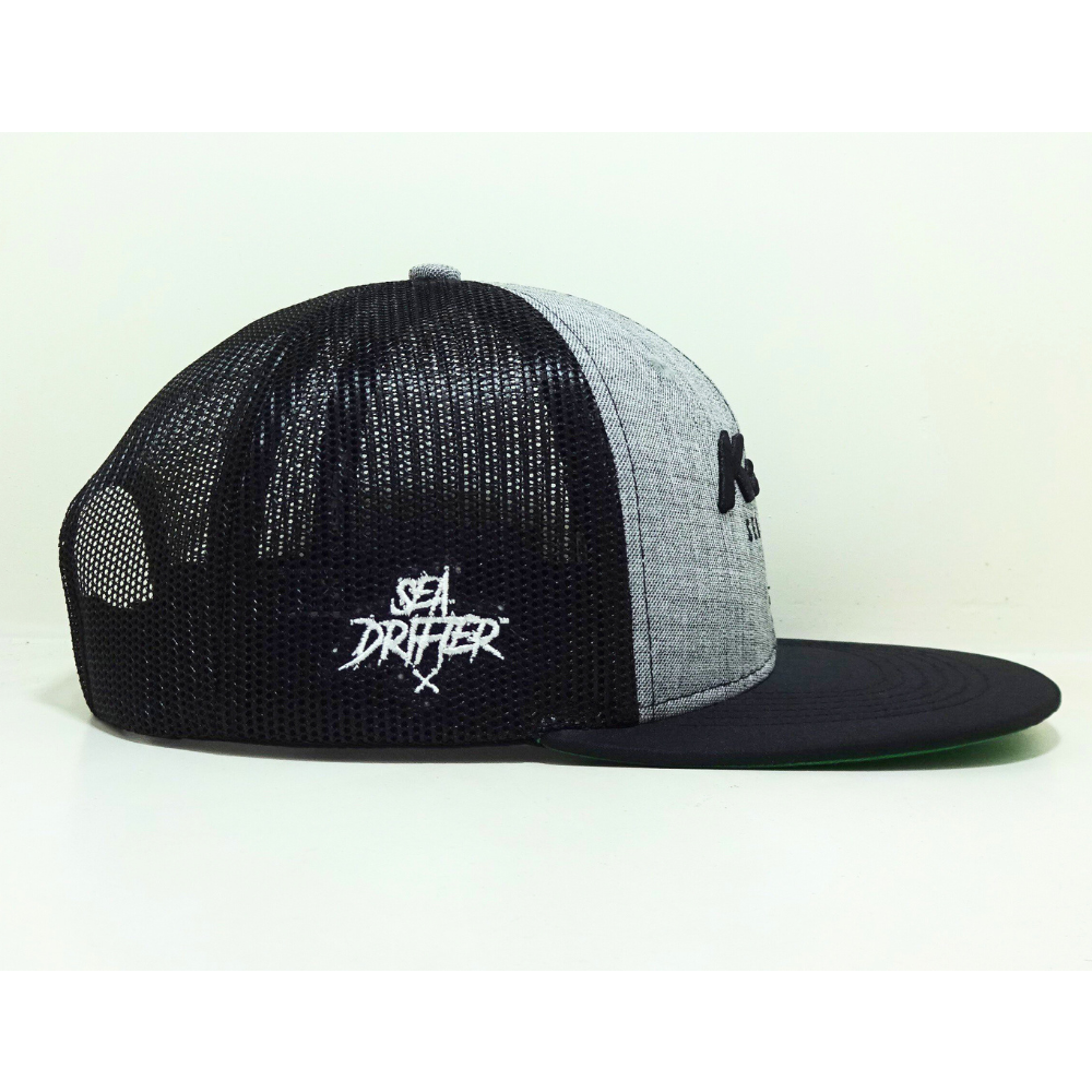 Embroidered Snapback Trucker Hats 6 Panel Structured Caps Custom Underbrim Color Gray/Black Printed Inner Tapes Snapback Closure 4