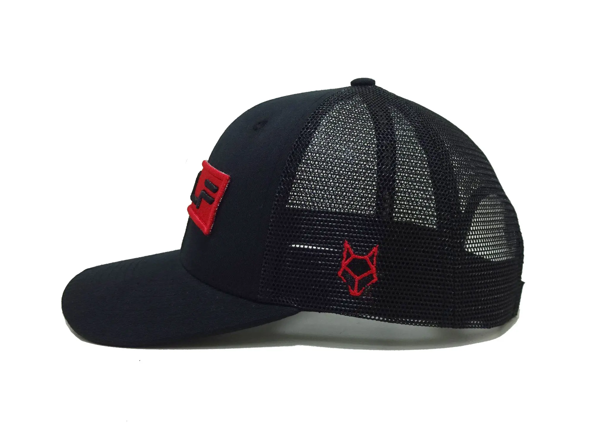 Embroidery on Patch Sport Caps Retro Trucker Hat Woven Patch Customized Gorras Vietnam Supplier Cap for Man 2