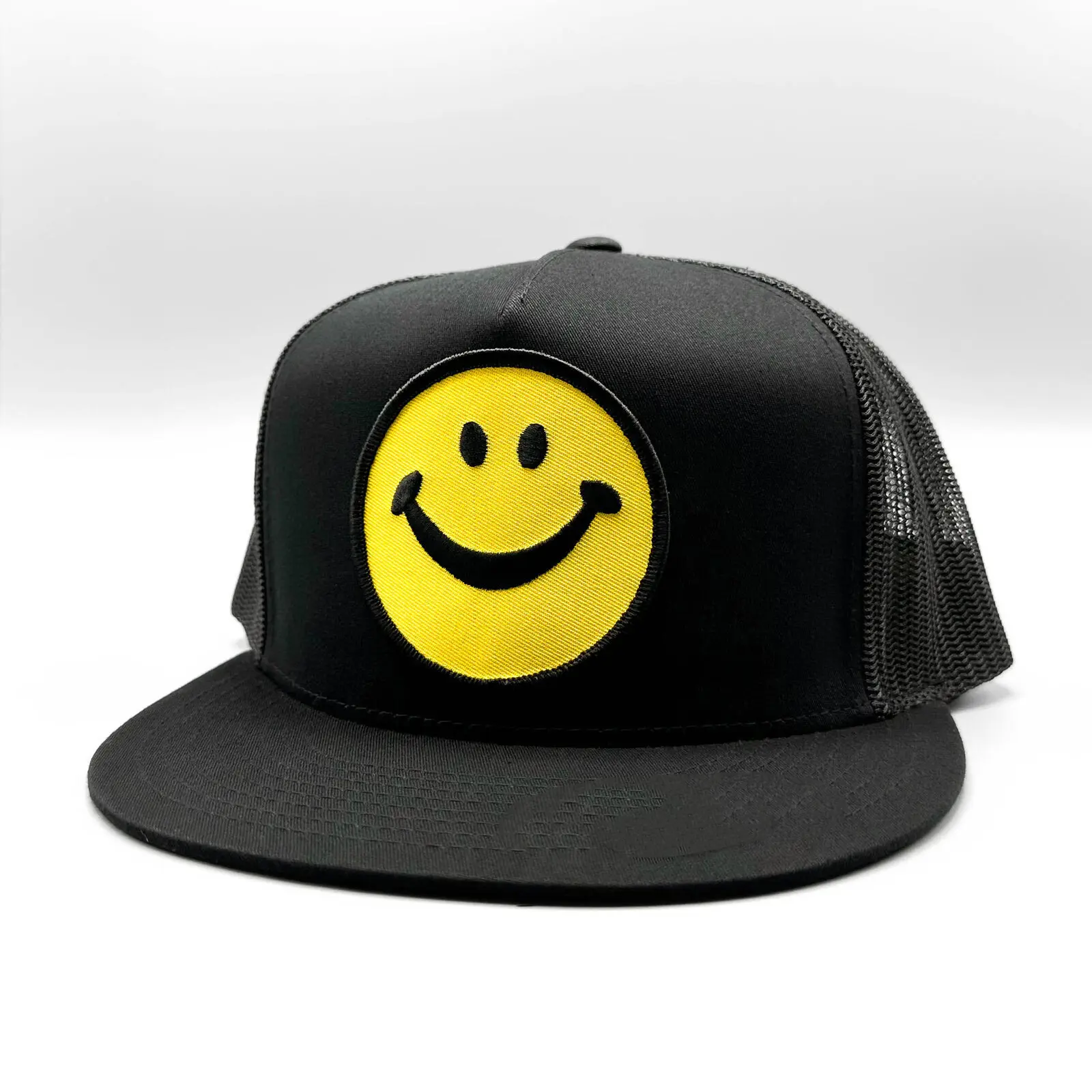 Flat Cap High Quality Wholesale Promotional Trucker Hat Custom Logo Black Color 5 Panels Mesh Back Plastic Buckle Trucker Hat 2