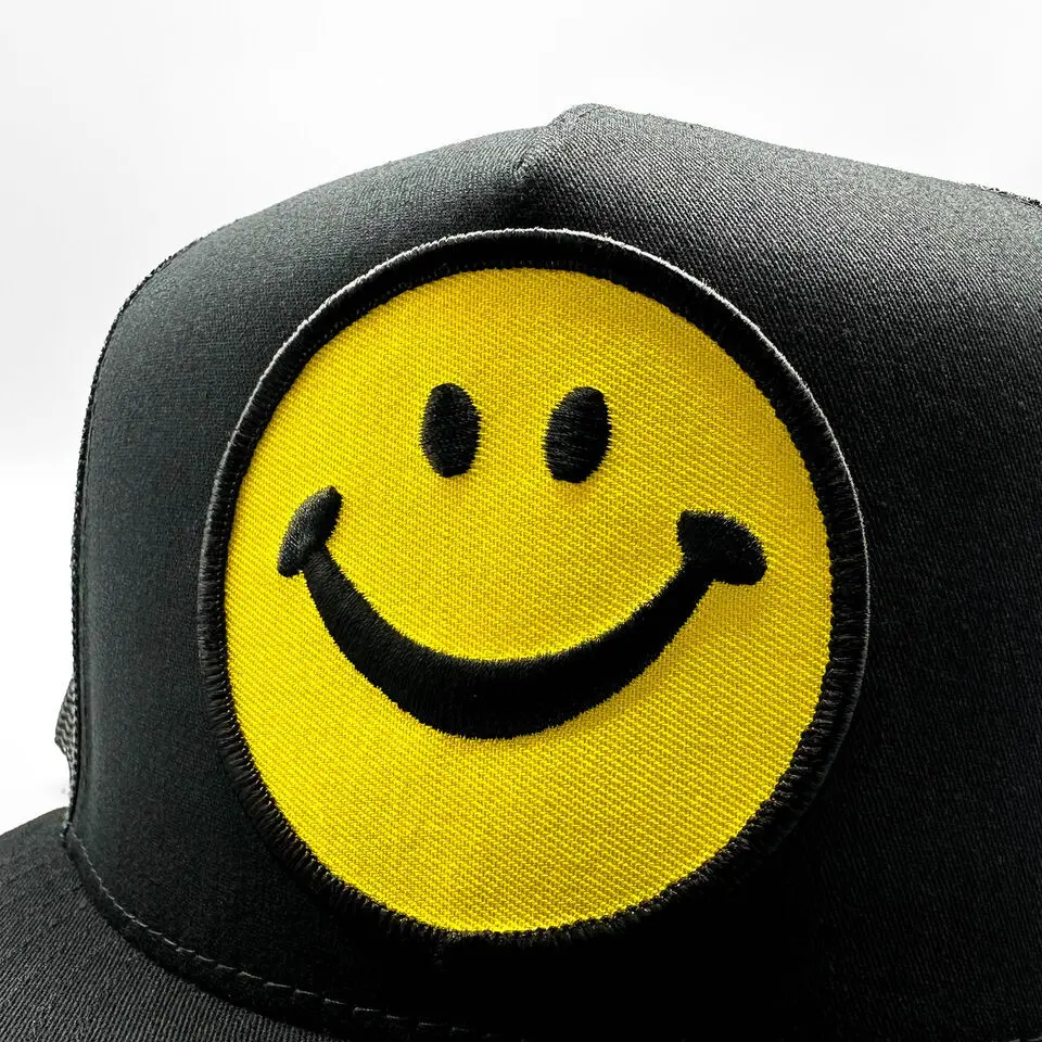 Flat Cap High Quality Wholesale Promotional Trucker Hat Custom Logo Black Color 5 Panels Mesh Back Plastic Buckle Trucker Hat 4