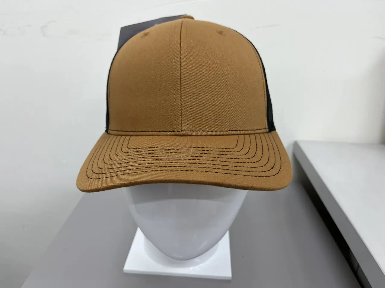 Free Shipping Small MOQ 25 Pieces Trucker Hat Authentic in Stock Multi Color Manufactured in Vietnamese Factory Snapback Cap 3