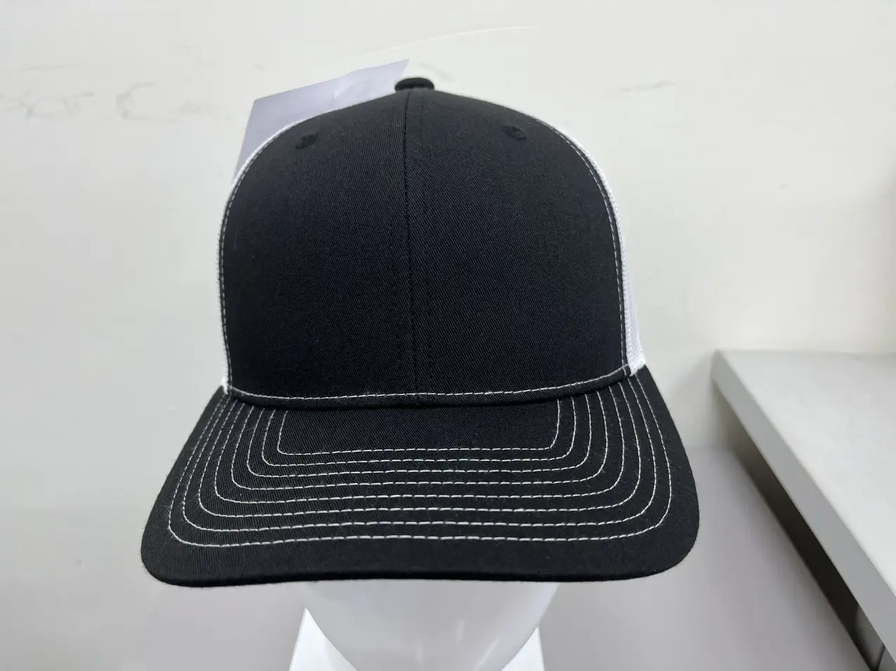 Free Shipping Small MOQ 25 Pieces Trucker Hat Authentic in Stock Multi Color Manufactured in Vietnamese Factory Snapback Cap 5