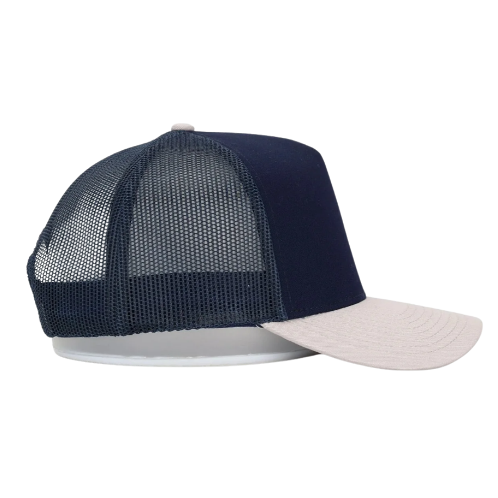 Gorras 5 Panel Trucker Hats Rubber PVC Logo Patch Structured Caps Curved Brim Breathable Mesh Adjustable Single Row Snapback OEM 5
