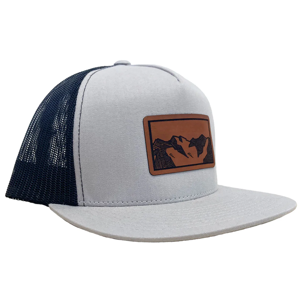 Gorras 7 Panel Trucker Hats Leather Patch Hat Flat Brim Breathable Mesh Adjustable Snapback Buckle Promotions Wholesale Unisex 5