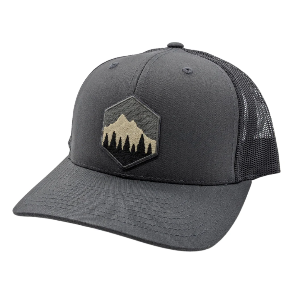Gorras R 112 Trucker Hats 6 Panel Structured Cap Embroidered Logo Patch Plastic Single Row Buckle Snapback Closure Wholesale OEM 4