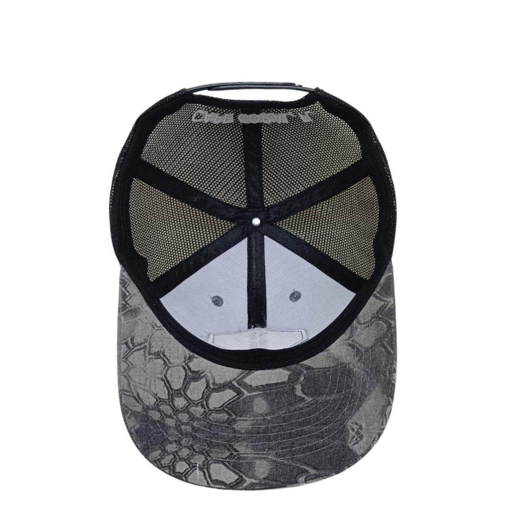 Gray Camouflage Trucker Hats 6 Panel Structured CapsLeather Logo Patches Embroidery Curved Back Snapback  Closure Single Buckle 5