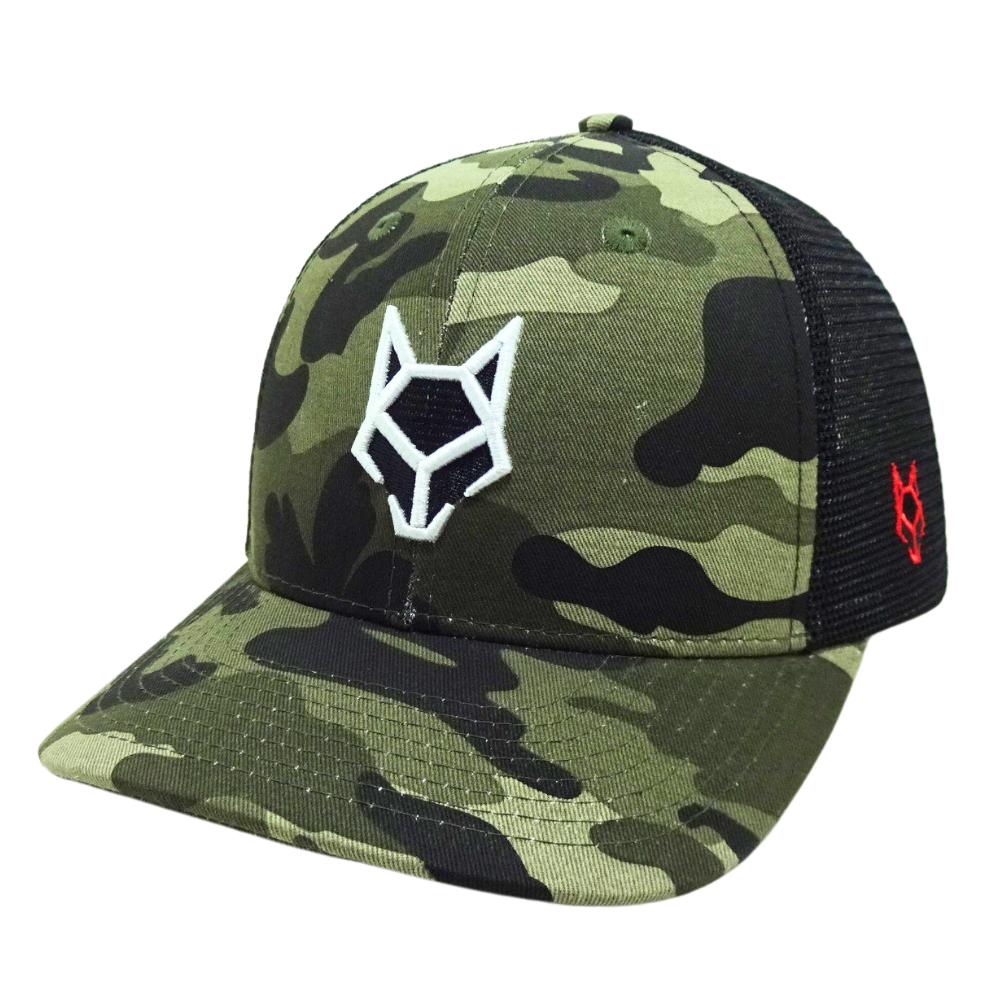 Green Black Camouflage Trucker Hat Custom Embroidery on Front and Left Side Single Breasted Buckle Inner Printed Seam Taping OEM 3