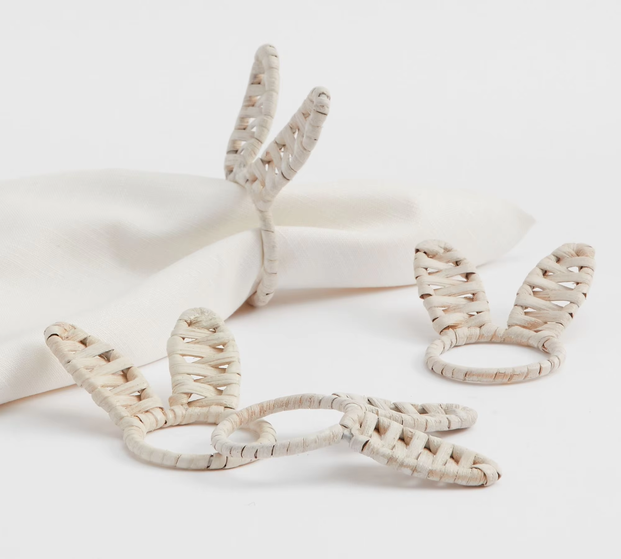 Hand Knitted Bunny Ear Napkin Ring Made in Vietnam Eco-friendly material for home and tableware decoration Wholesale 2