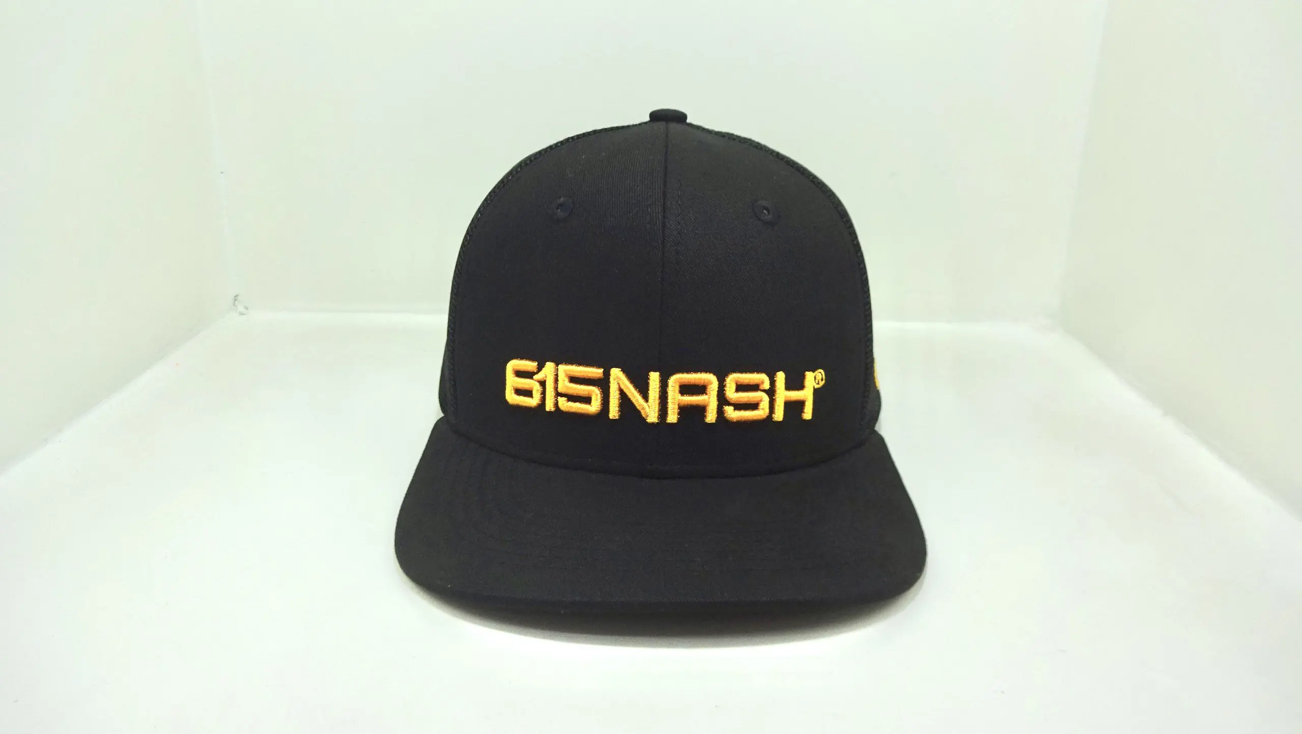 High Quality 3D Embroidery Black Color Medium Profile Cotton and Mesh Fabric Trucker Hat for Men in Vietnam Factory 2