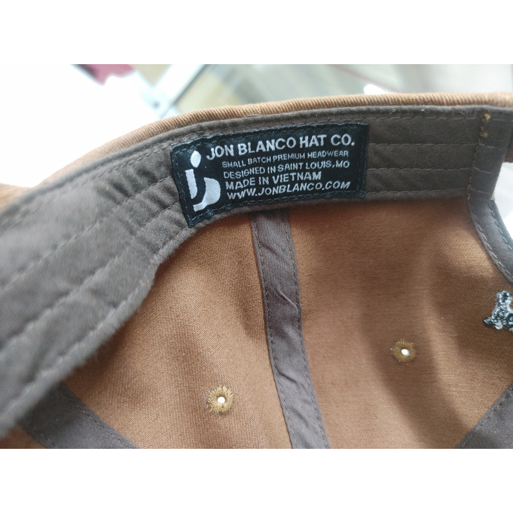 High Quality Baseball Caps 6 Panel Unstructured Custom Label On Sweatband Embroidered Back Curved Logo Adjustable Metal Closure 4