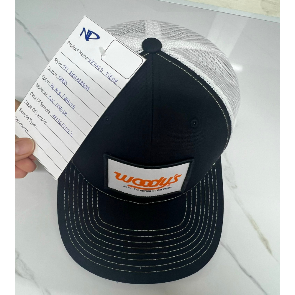 High Quality Ri 112 Trucker Hat 6 Panel Custom Logo Patch With Your Own Logo Structured Black White Mesh Single Breasted Buckle 3
