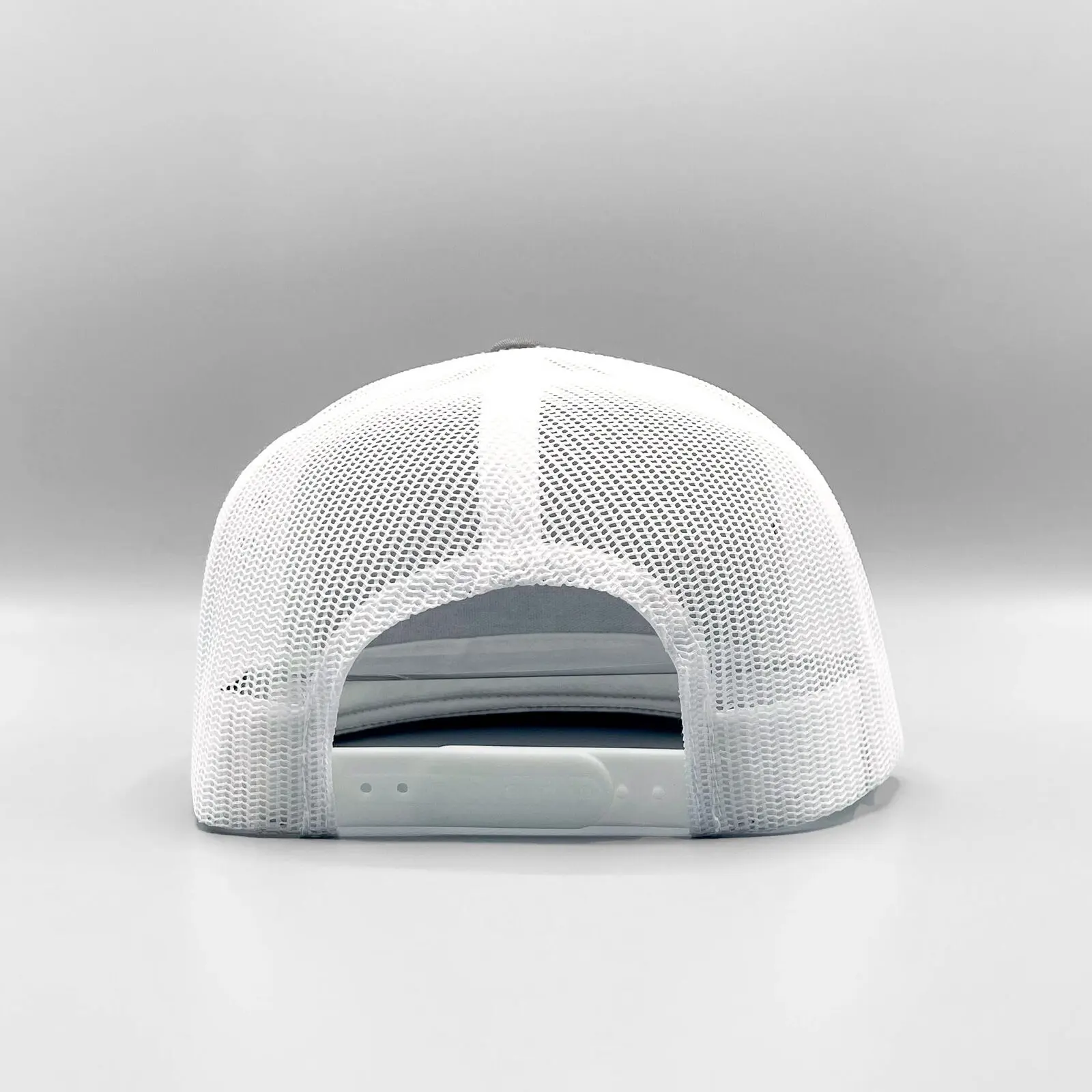 High Quality Trucker Hat in Vietnam Factory Wholesale Hiphop Sports Cap High Profile Customization Trucker Hat Hot Sale Headwear 5