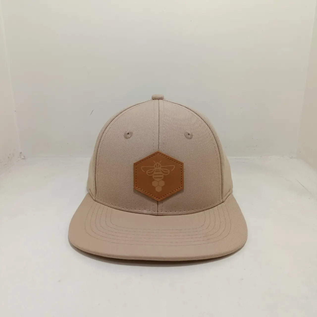 Hip Hop High Quality Snapback Cap for Unisex 6-Panel Cotton Fabric Structured Sports Cap Baseball Cap in Vietnam Factory 1