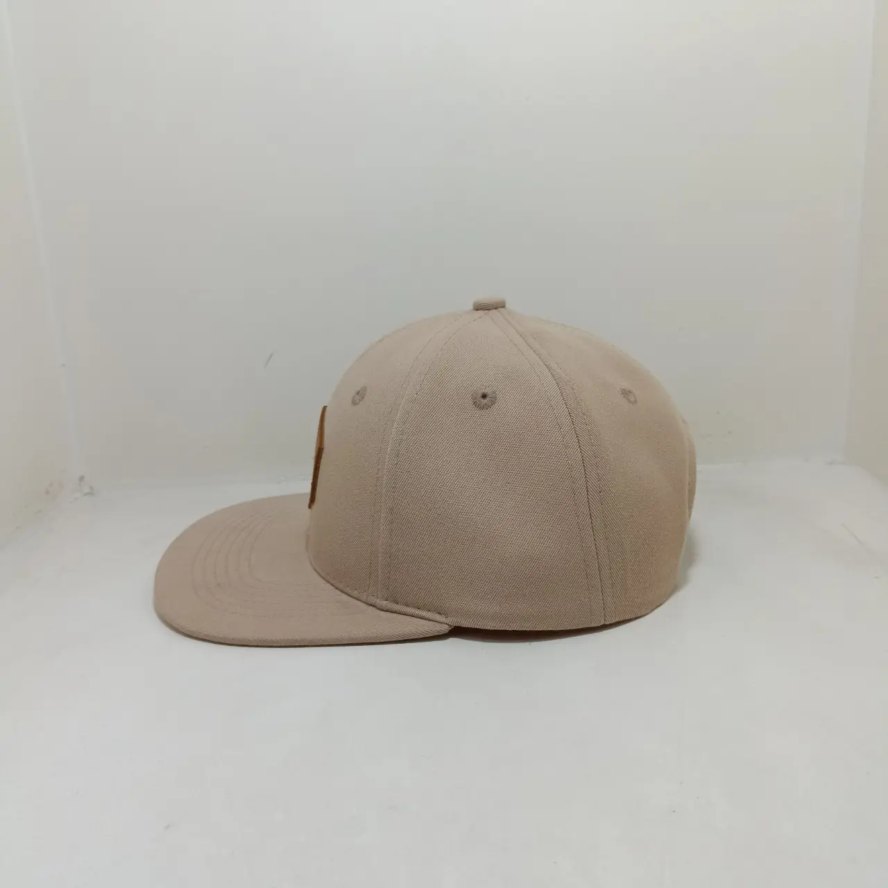 Hip Hop High Quality Snapback Cap for Unisex 6-Panel Cotton Fabric Structured Sports Cap Baseball Cap in Vietnam Factory 4