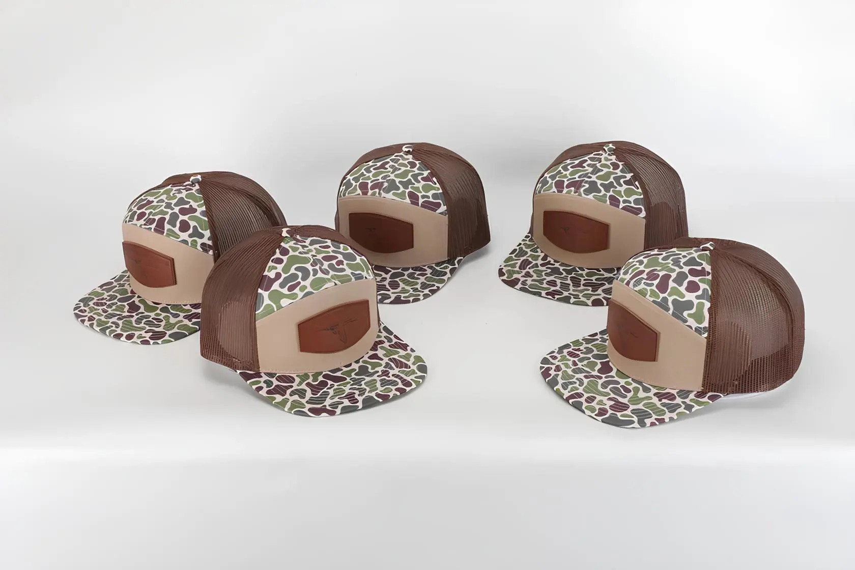 Hot Sale Hiphop High Quality 7 Panel Trucker Hat Mix Camo/Beige Color Custom Logo Brown Mesh Soft Headwear Trucker Cap 4