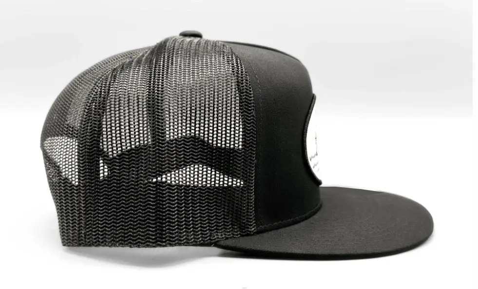 Hot Sale Wholesale Products Trucker Hats Woven Patch Logo 5-Panel Flat Brim High Quality Black Color Mesh Back Cap Trucker Hat 4