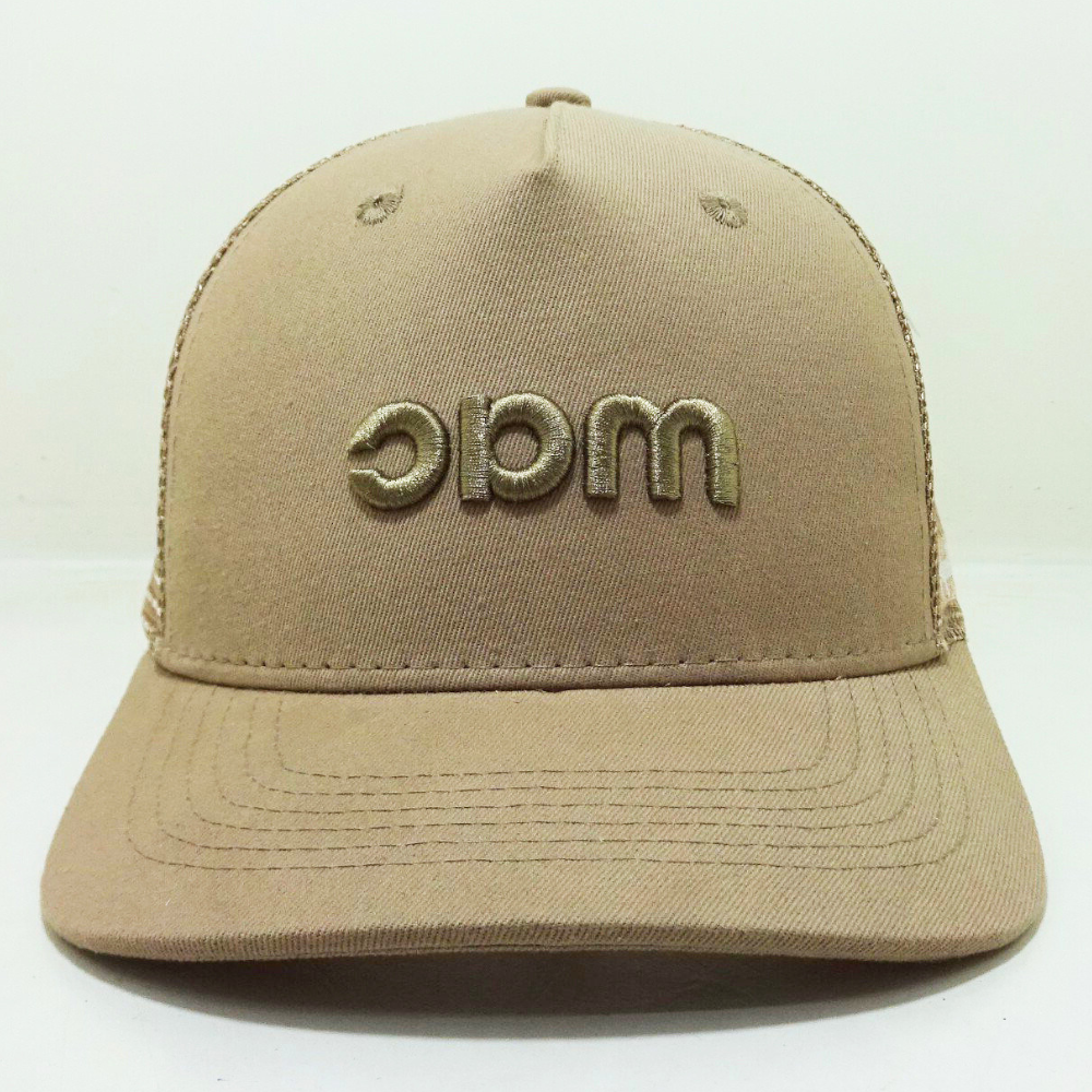 Khaki Trucker Hats 6 Panel Gorras Structured Caps 3D Embroidered Slightly Curved Brim Adjustable Snapback Private Label Snap Tag 2
