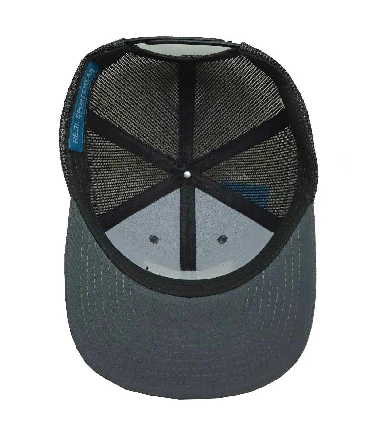 Leather Patch logo 6-Panel Curved Brim High Quality Grey Color Medium Profile Cotton and Mesh Fabric Trucker Hat for Man 6