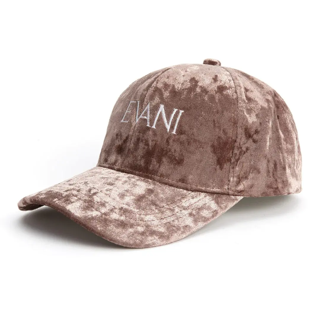 Light Brown Velvet Fabric Baseball Cap with Custom Logo High Quality 6 Panels Gorras Trendy Outdoor Baseball Cap Support Sample 2