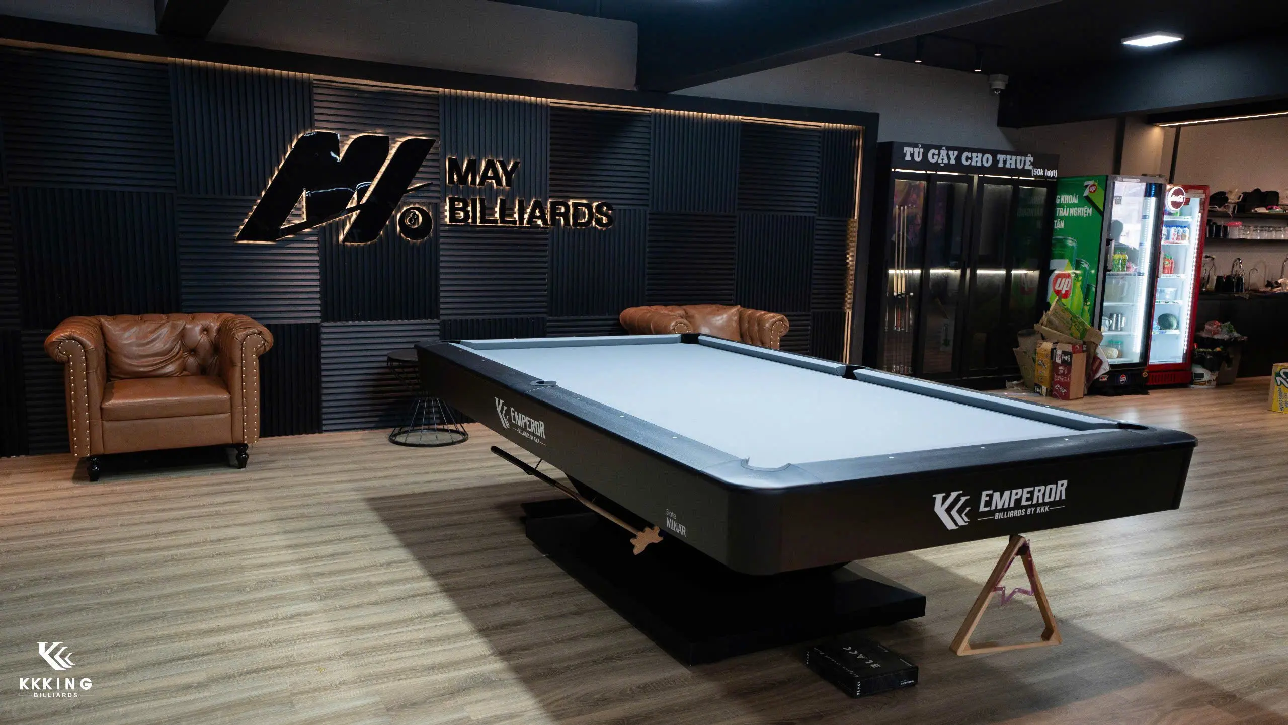 Modern High End Billiard Table Custom Luxury Finish Superior Frame Stability and Sleek Design 6