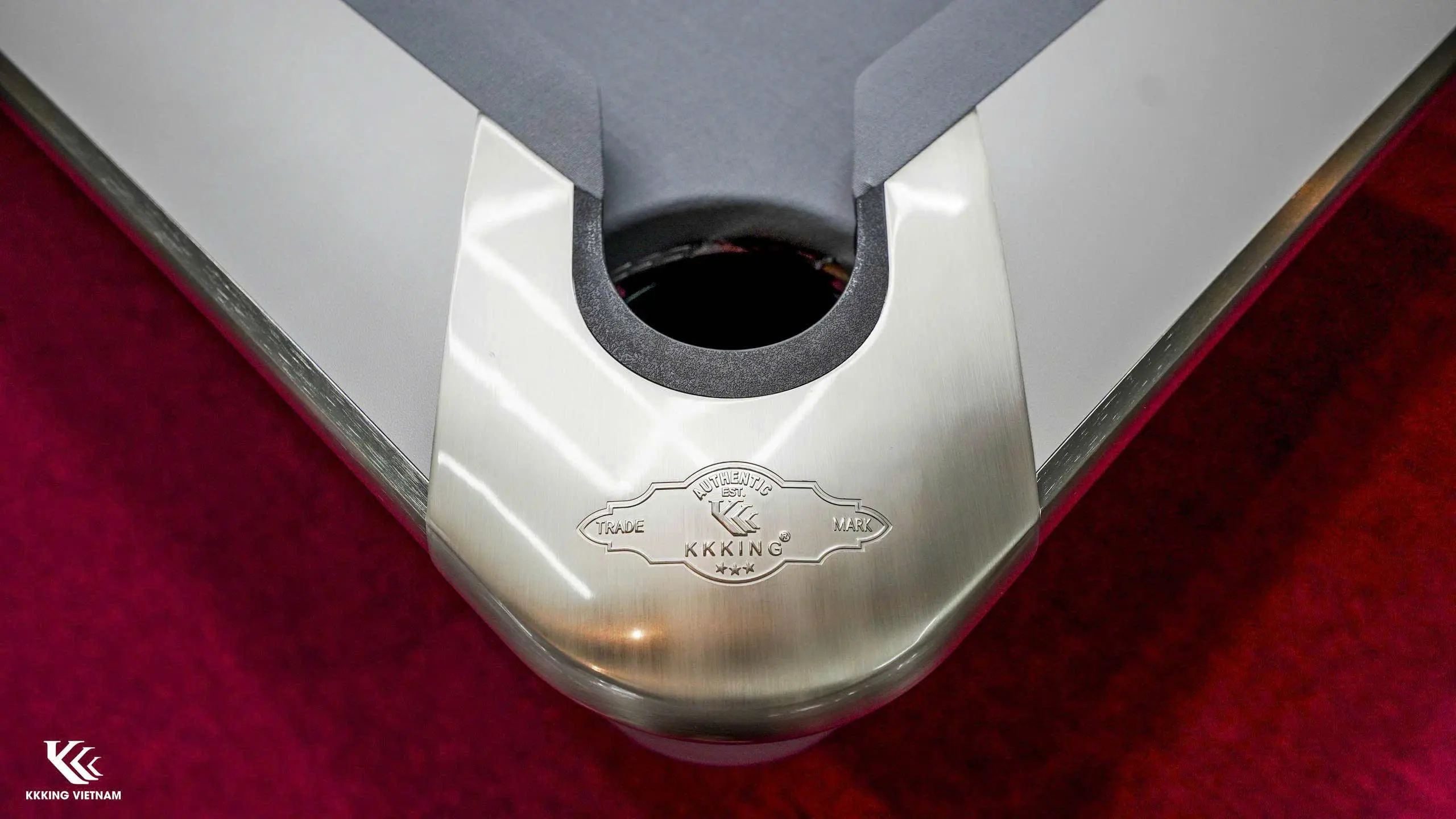 Modern High End Pool Table That Commands Attention and Delivers Excellence 2