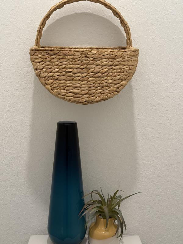 Natural Woven Basket Wall Shelf Made In Vietnam Eco-friendly material used for Home decoration Storage shelf Wholesale 6