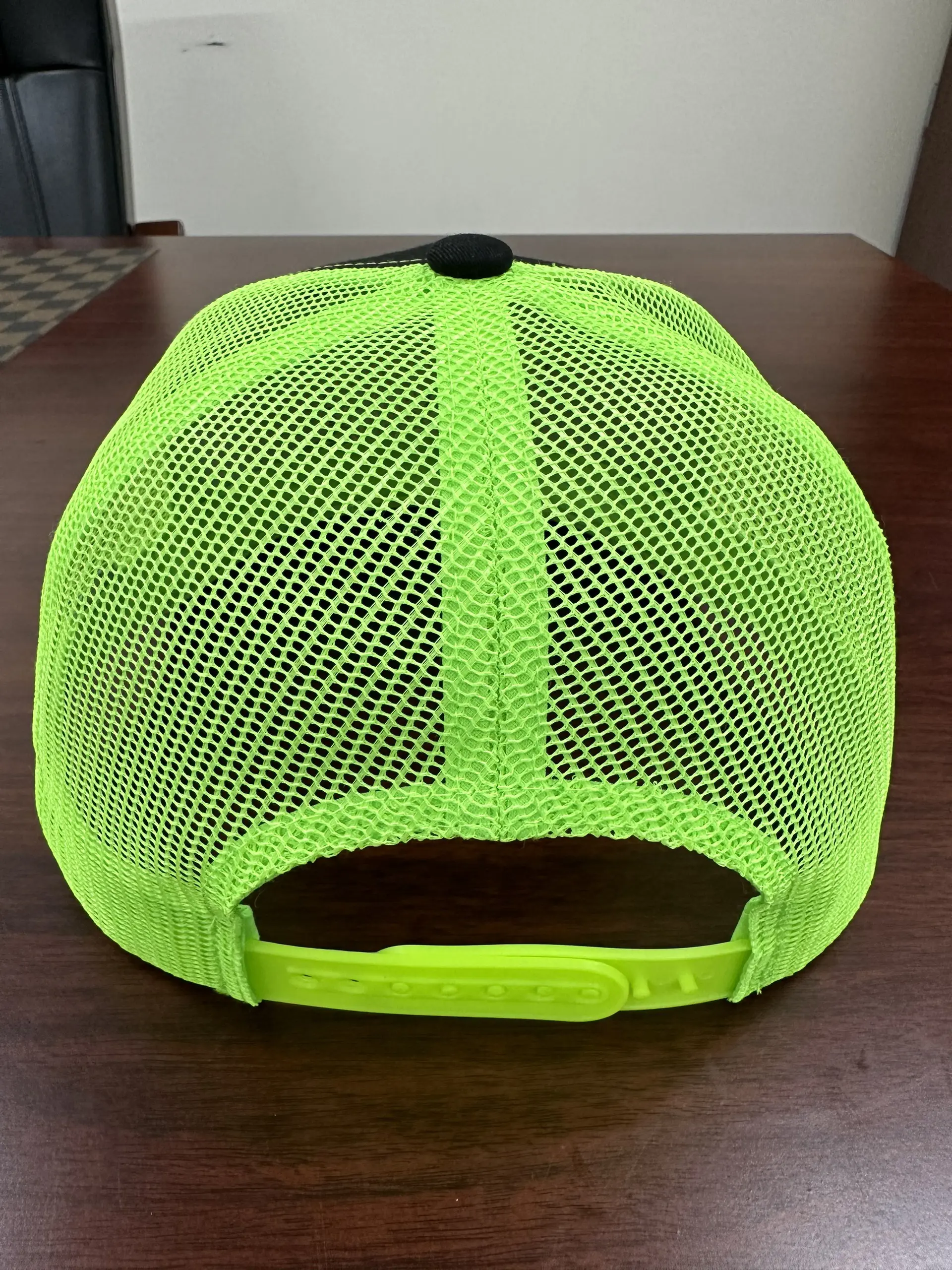 Neon Green Trucker Hats PVC logo Snapback Caps Vietnam Factory Promotional Hat Sport Dad Cap Free Sample 5