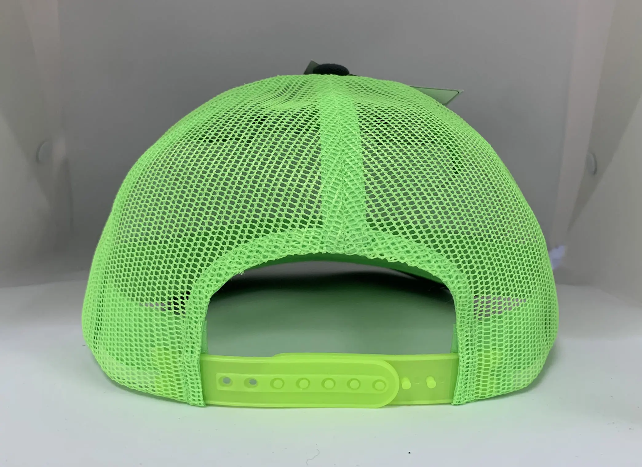 Neon Green Trucker Hats Small MOQ Vietnam Custom Promotional Hat Sport Dad Cap Snapback Caps Vietnam Factory 4