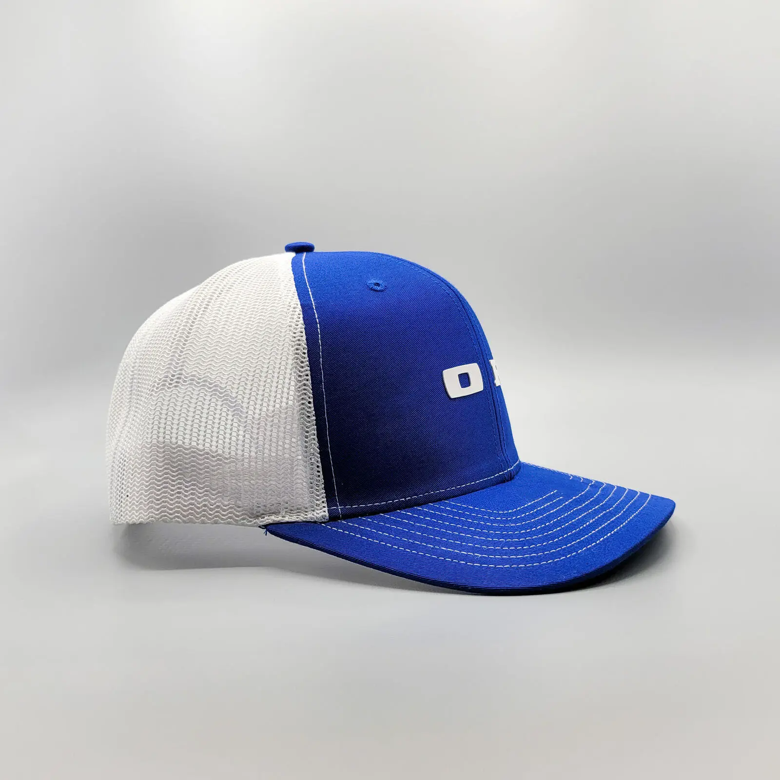 New Design Customizable High Quality Trucker Hat in Vietnam Factory Mesh Back Adjustable Sports Cap Snapback Cap 5