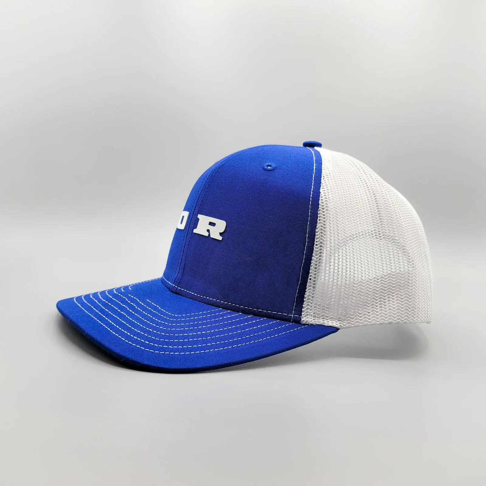 New Design Customizable High Quality Trucker Hat in Vietnam Factory Mesh Back Adjustable Sports Cap Snapback Cap 4