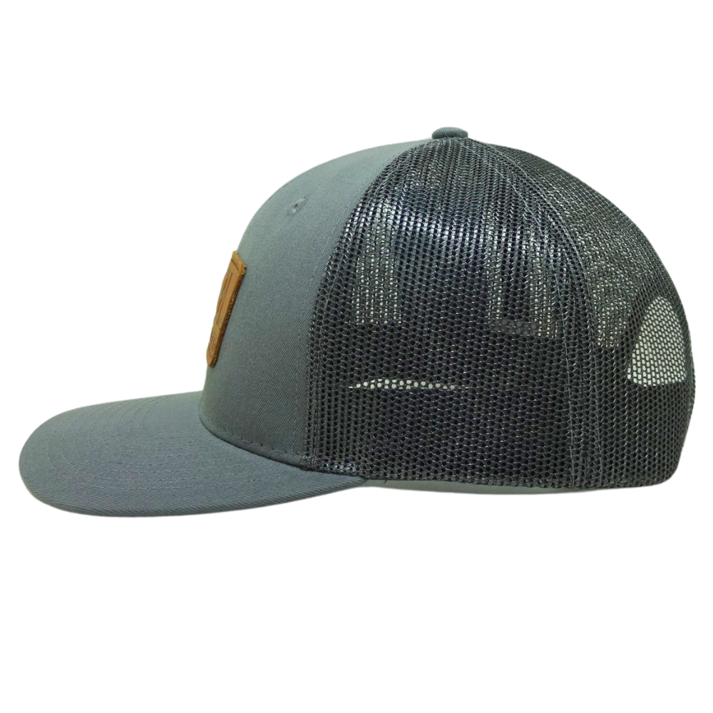 OEM High Quality Leather Logo Front 6 Panel Trucker Snapback Caps Flat Brim Black Mesh Sporty Styles 5
