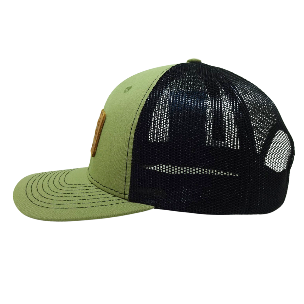 OEM Wholesale Rectangle Leather Patch Cap Unstructured Semi Curve 6 Panel Green Color Black Mesh Eyelet Front Cap for All Ages 4