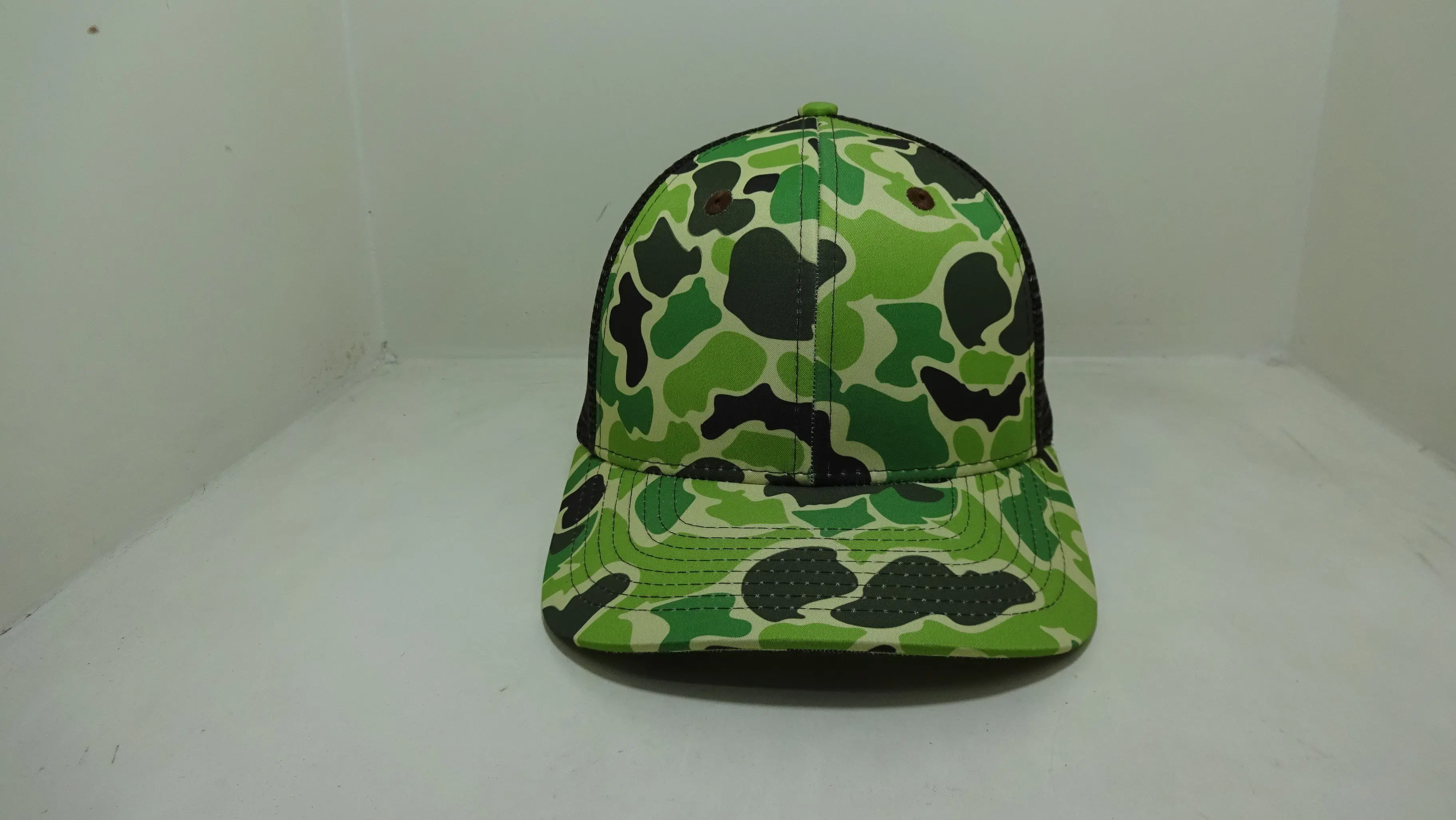 Orange Camouflage Printed Design Custom LOGO 7 Panel Kid Trucker Hats in Vietnam with High Quality and Low MOQ 3