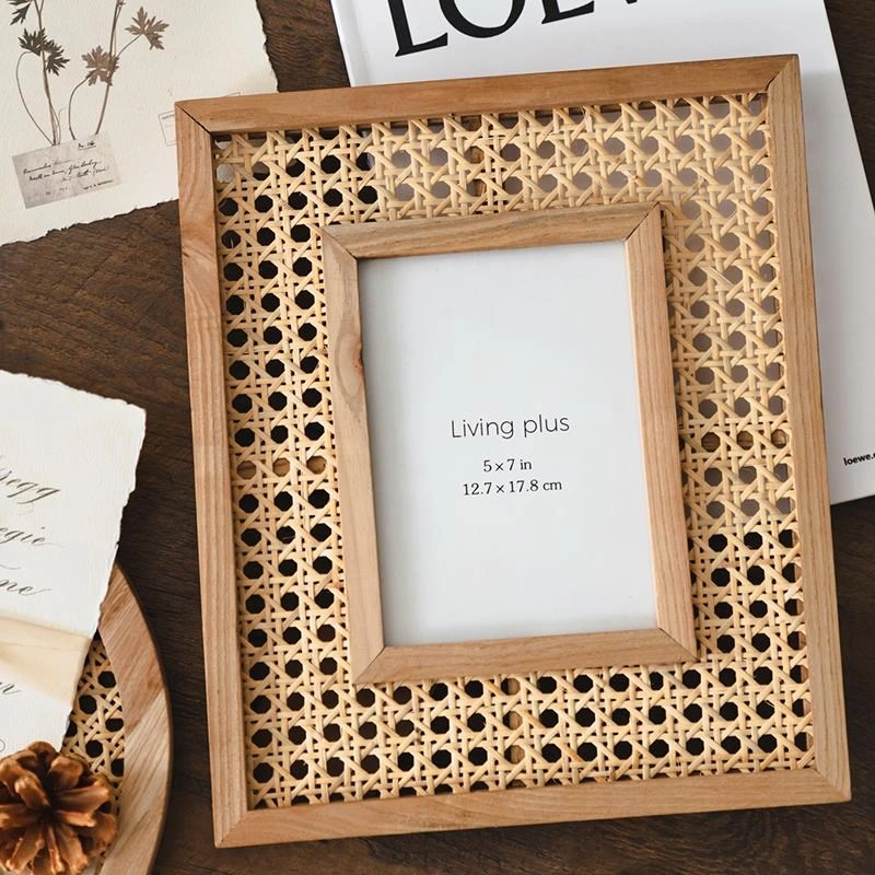 Plaid rattan photo frame Made In Vietnam Eco-friendly material used for Home decoration Picture frames Wholesale 4