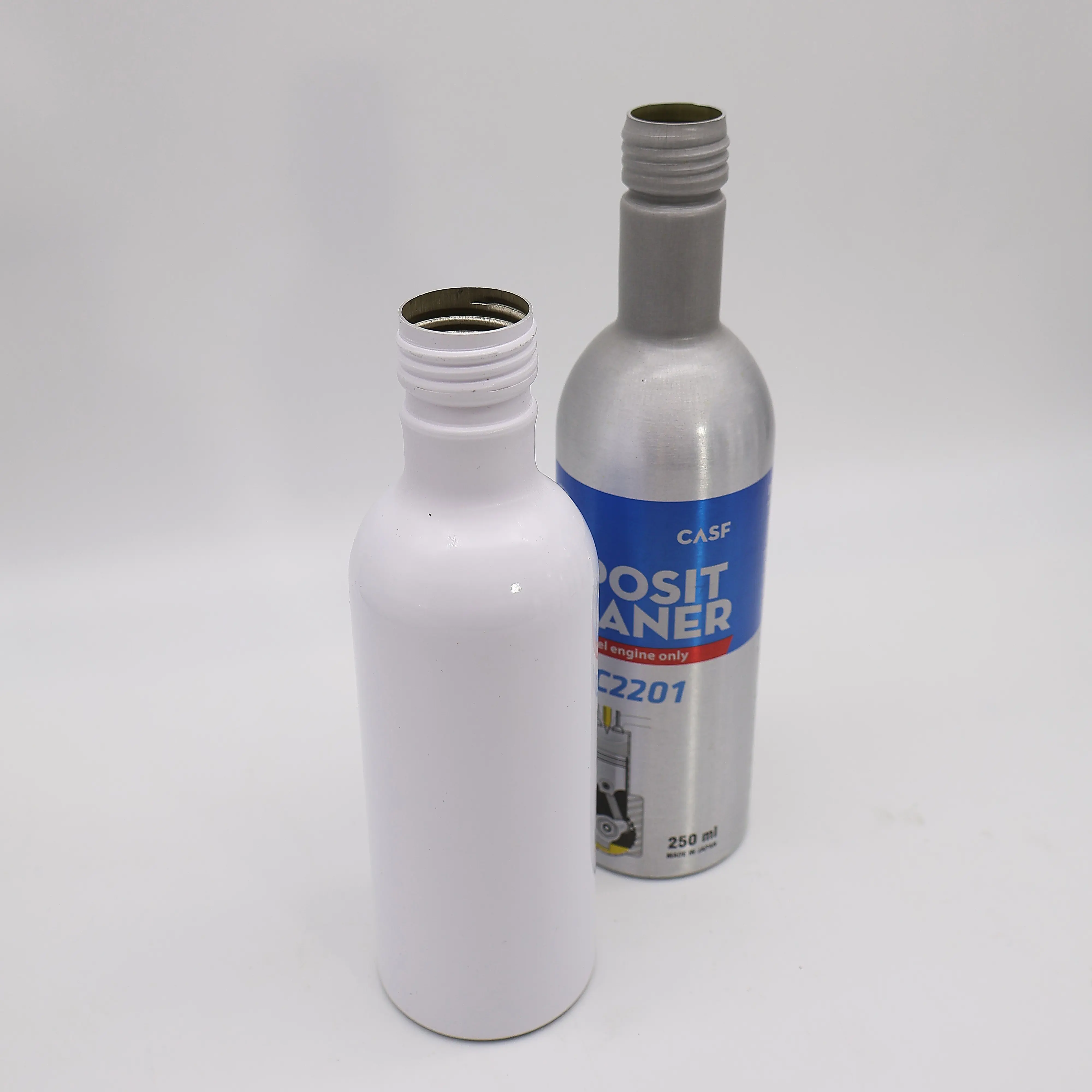 Premium Long-Necked Aluminum Bottle Cans Vietnam Manufacturer Open-Top Sleek Durable Structure For Luxury Packaging High-End 3