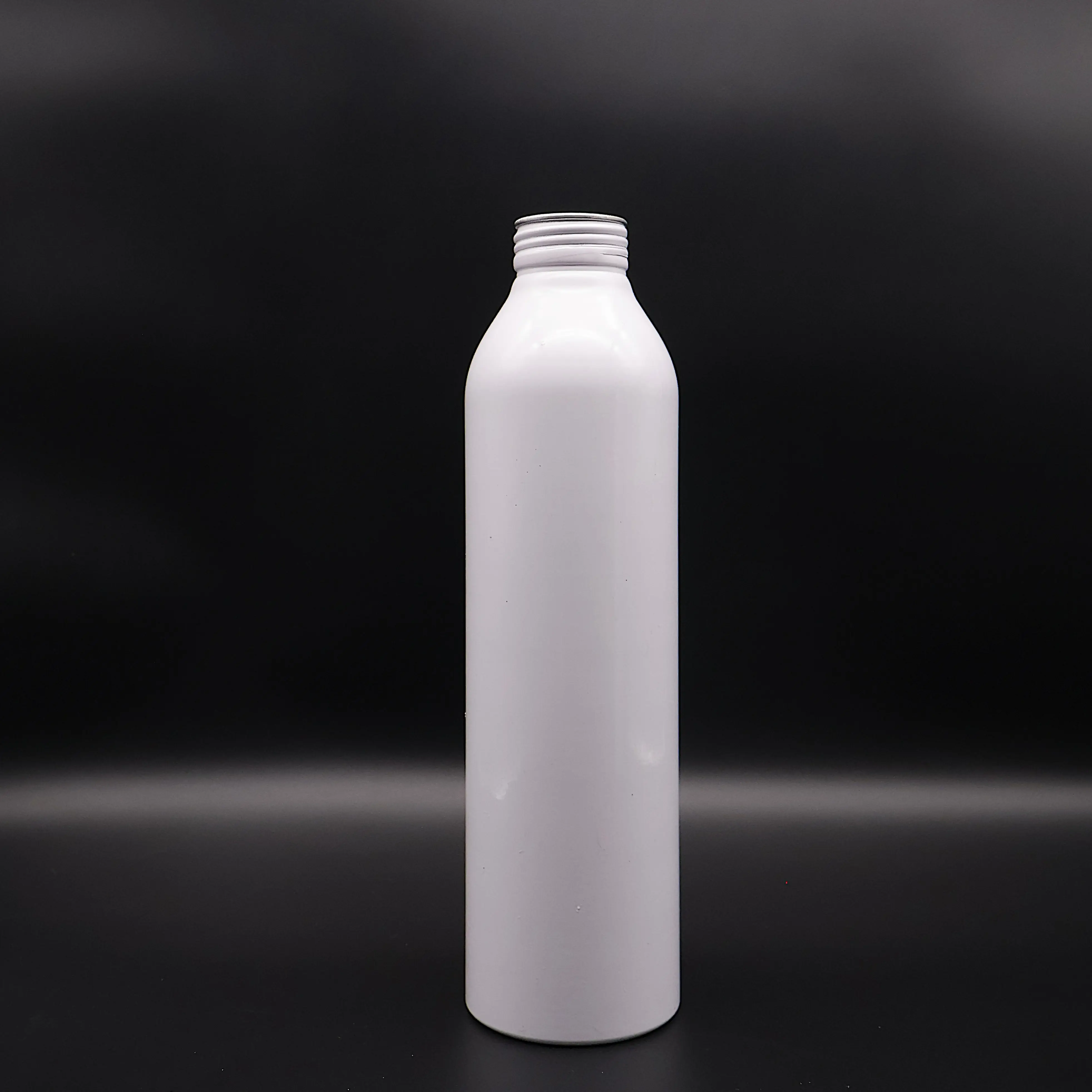 Premium Sleek Durable Aluminum Metal Mineral Water Bottles Vietnam Wholesale Lightweight Reusable Beverage Liquid Packaging 6