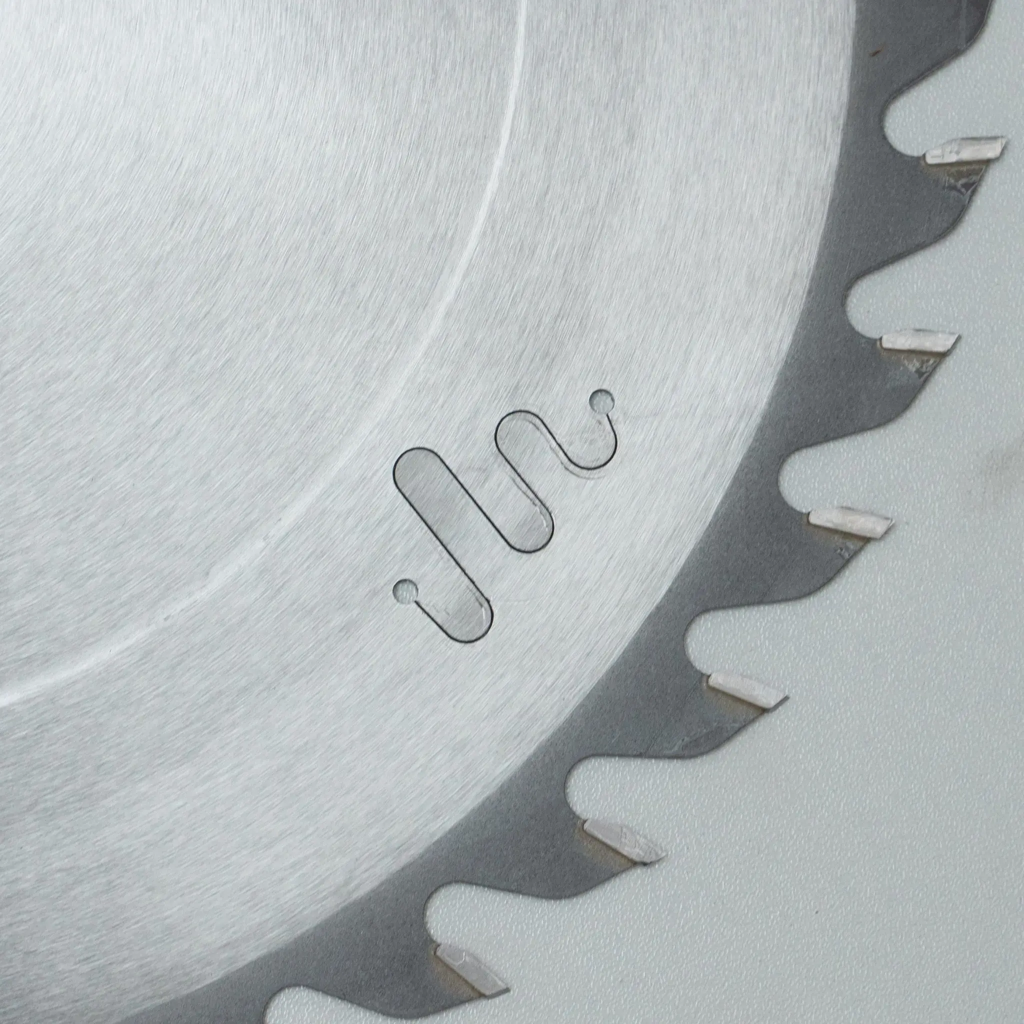 Professional Quality GMN 300x3.2x30x100T Circular Saw Blade for Wood High Frequency Welded Industrial Wood Cutting Saw OEM 3