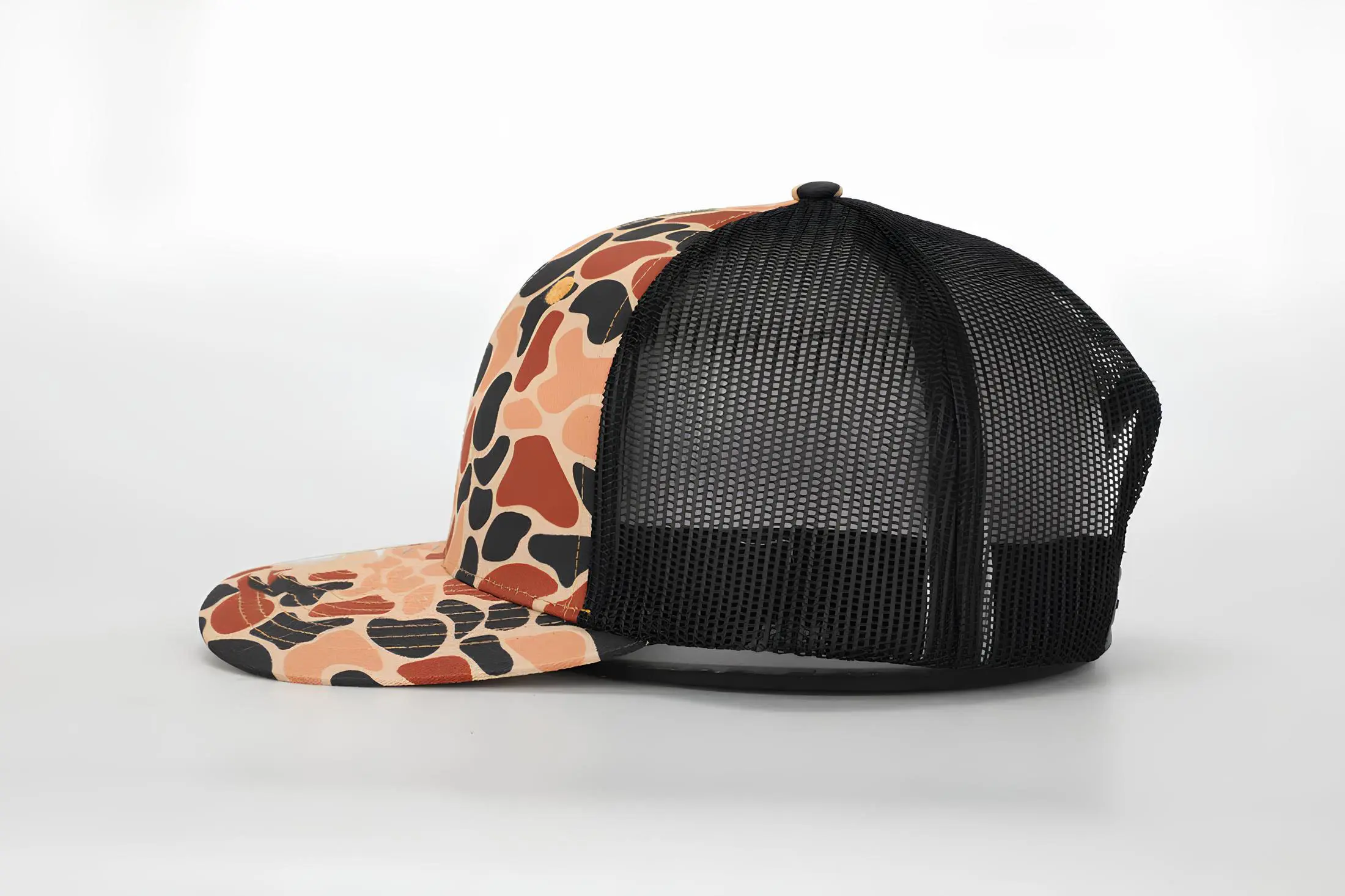 Promotional Cloud Camo Trucker Hat with Custom Logo High Quality Digital Printing Ducks Camo Wholesale Sports Cap for Man 4