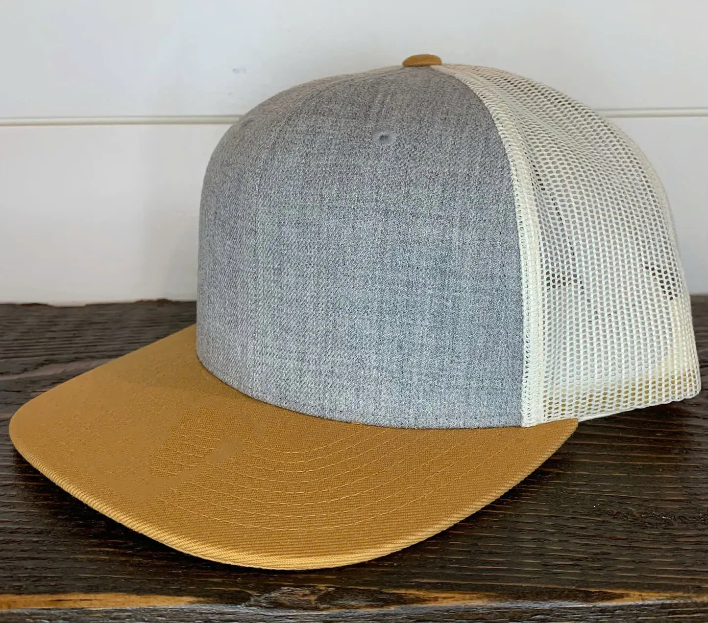 Promotional New Color Customize Flat Bill HipHop Trucker Hat Cotton Fabric Comfortable Headwear Sports Cap for Men 2
