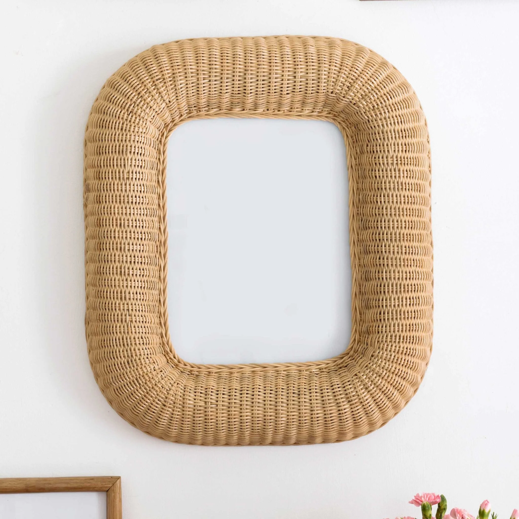 Rattan Photo Frame Made In Vietnam Eco-friendly material used for Home decoration Picture frames Wholesale 2