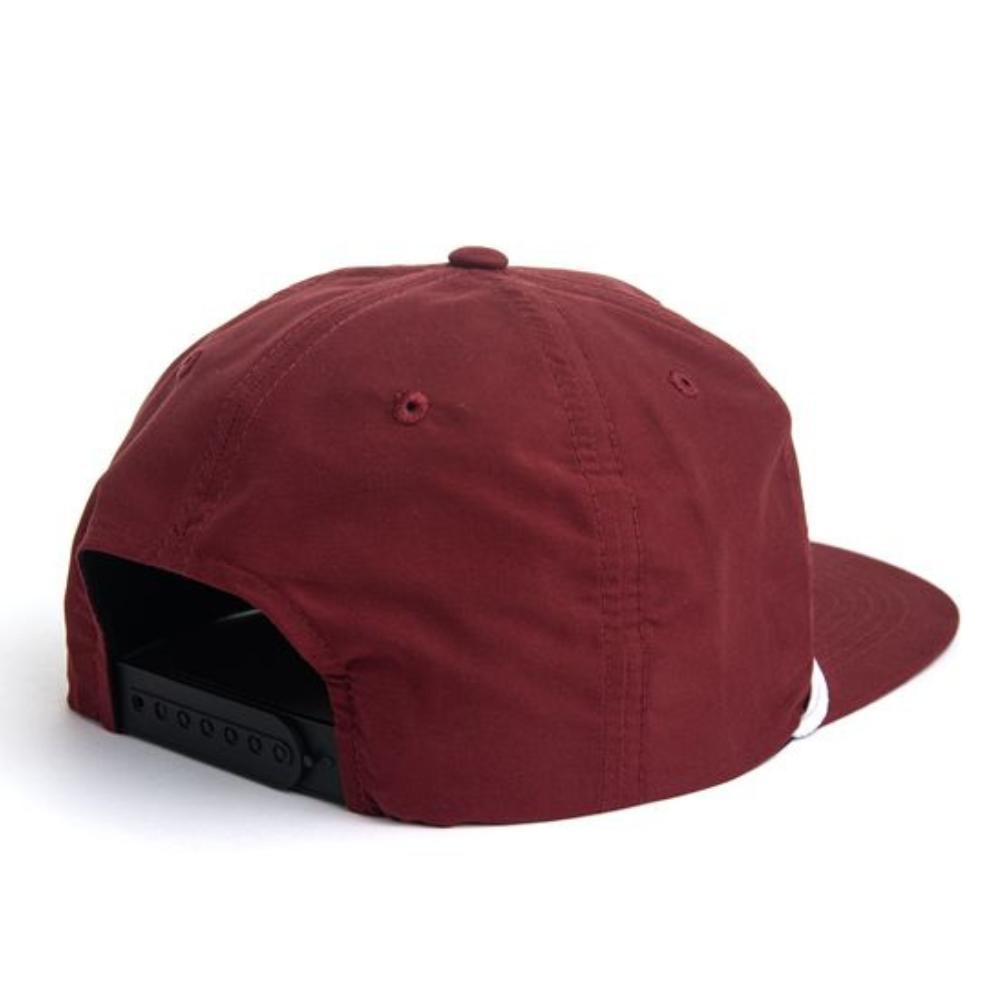 Red Embroidered Snapback With Rope 5 Panel Unstructured Flat Brim Contrast Color Plastic Single Row Buckle Snapback Closure OEM 6