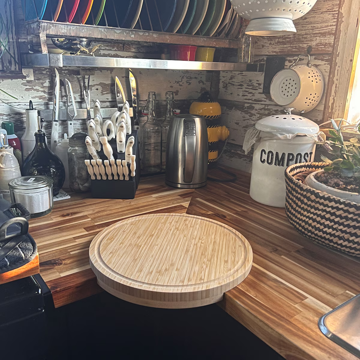 Round Compact Bamboo Corner Cutting Board Safe for health and aesthetics Vietnamese handmade products wholesale. 5