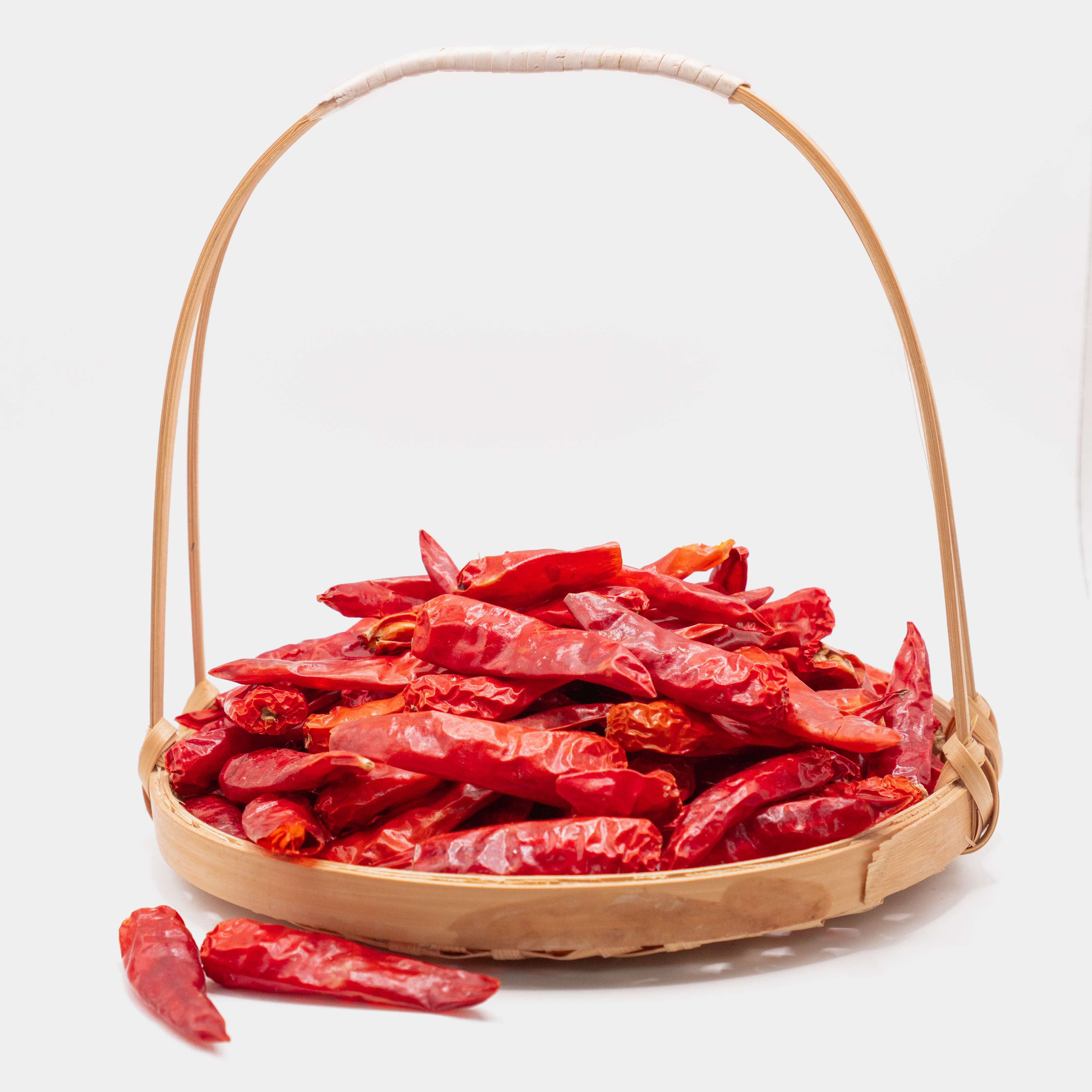Rich Vitamins Dried Chili Premium Organics Fresh Chilli Agriculture Style Packing Herbs Weight From Vietnam Manufacturer 2