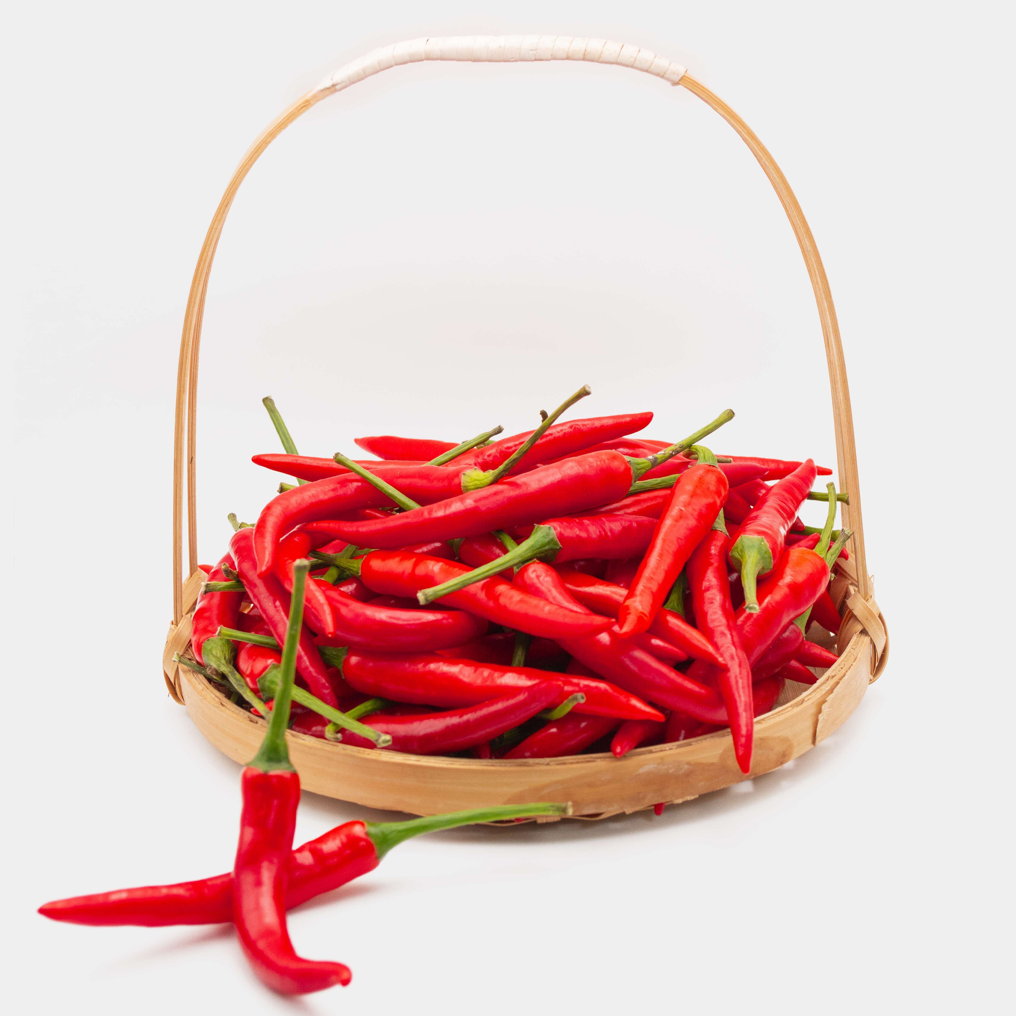 Fresh Chili Non Toxic Premium Organics High Grade Fresh Chilli Agriculture Style Packing Herbs Weight Form Vietnam Manufacturer 7