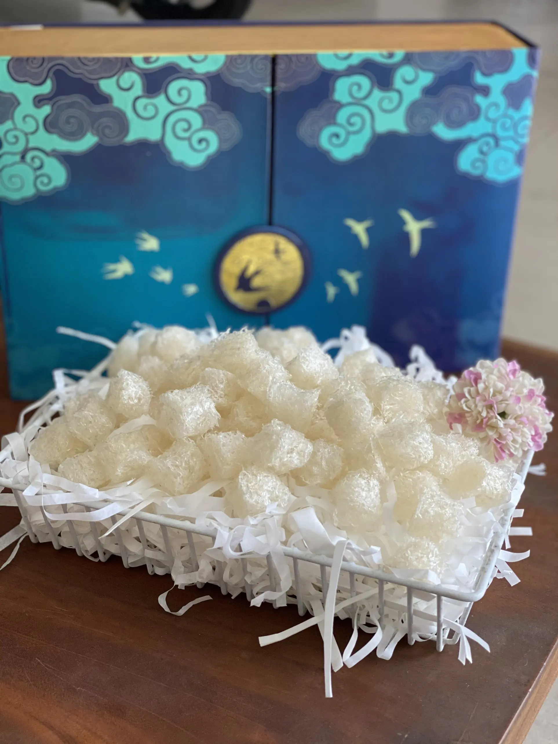 High Quality Baby Refined Bird's Nest Milky White Many nutrients help sleep 100Gr Each Box Energy Drink From Vietnam 1