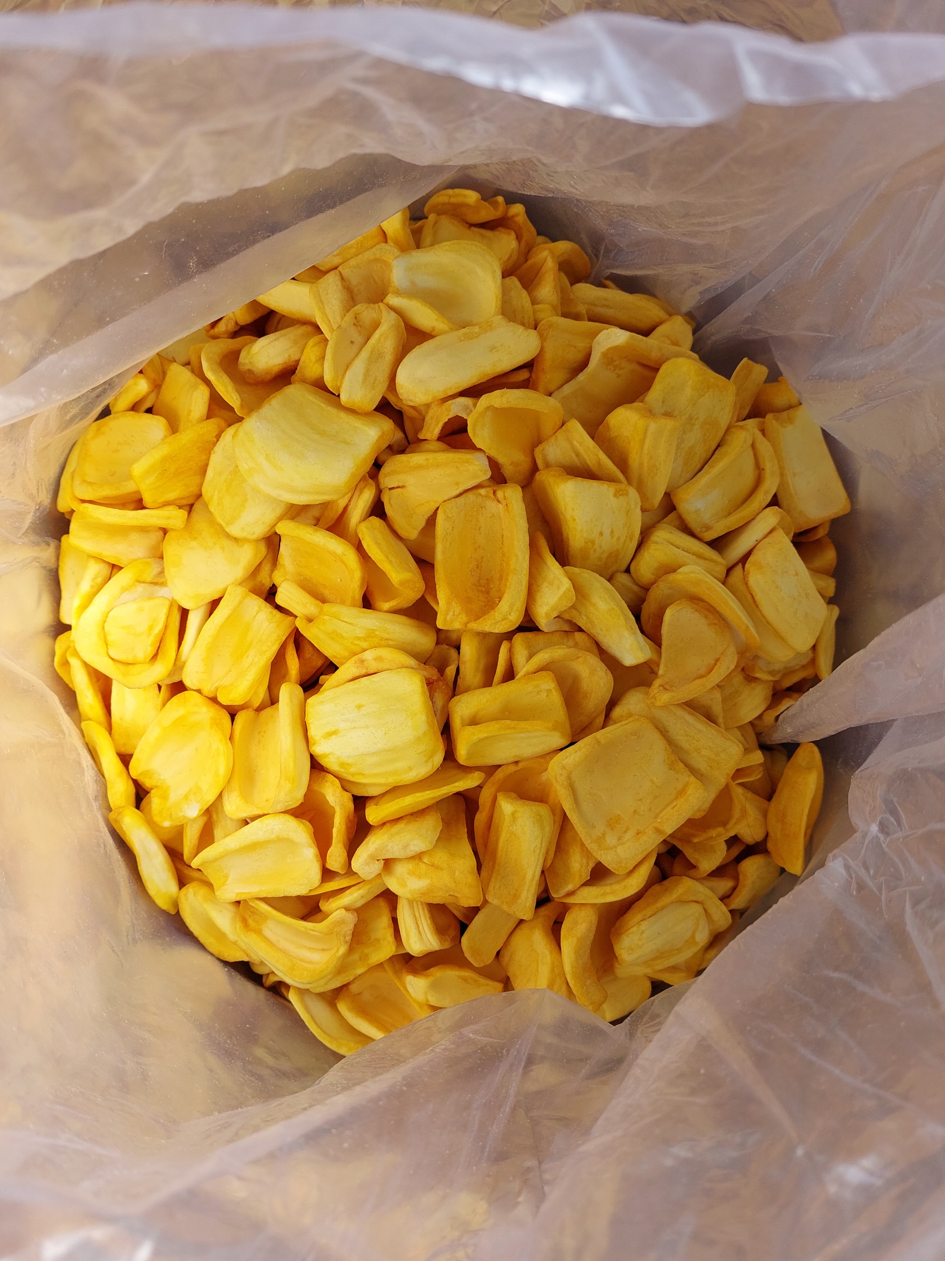 Wholesaler Dried Jackfruits Chips Green Vina Ready To Eat Snacks Vacuum Drying Natural Sweetness Made In Vietnam Manufacturer 3