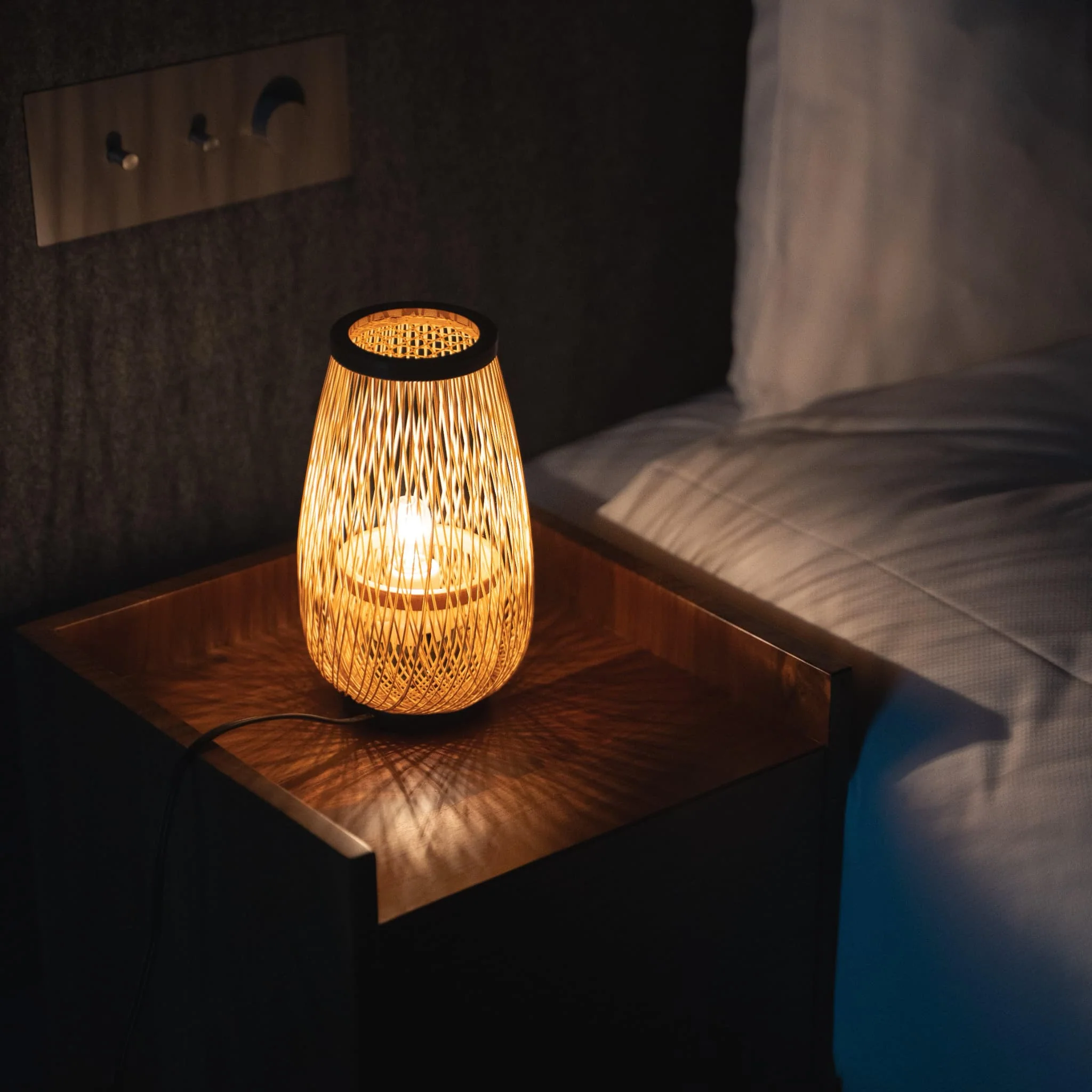 Bamboo Table Lamp Flower Bud, Lamps made from handmade materials, home decoration accessories, wholesale. 4