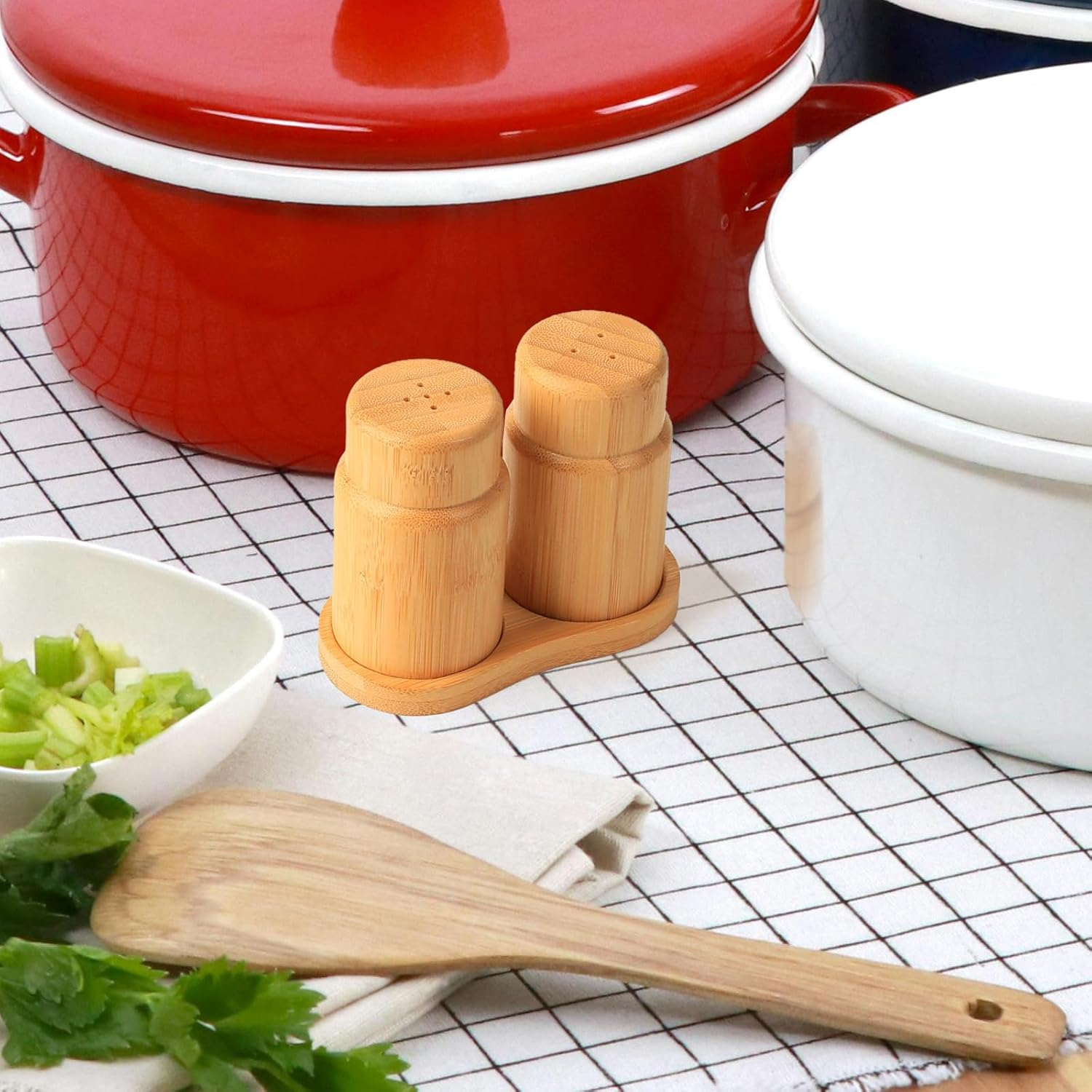 Bamboo Wooden Salt is bamboo made from natural materials, environmentally friendly, heat resistant, durable and beautiful 2